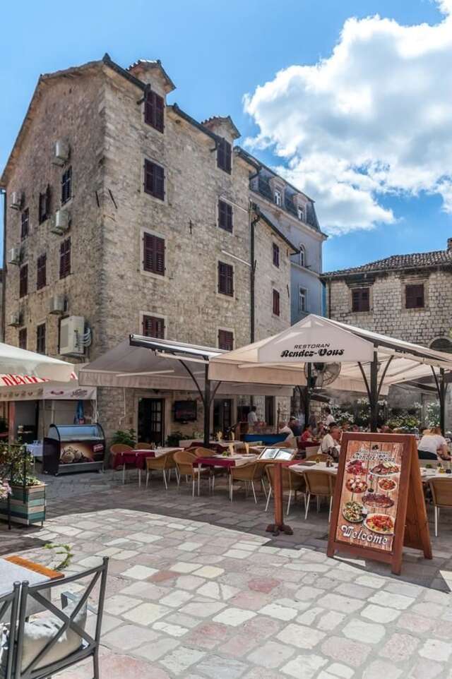 Отель Hotel Rendez Vous Котор-3
